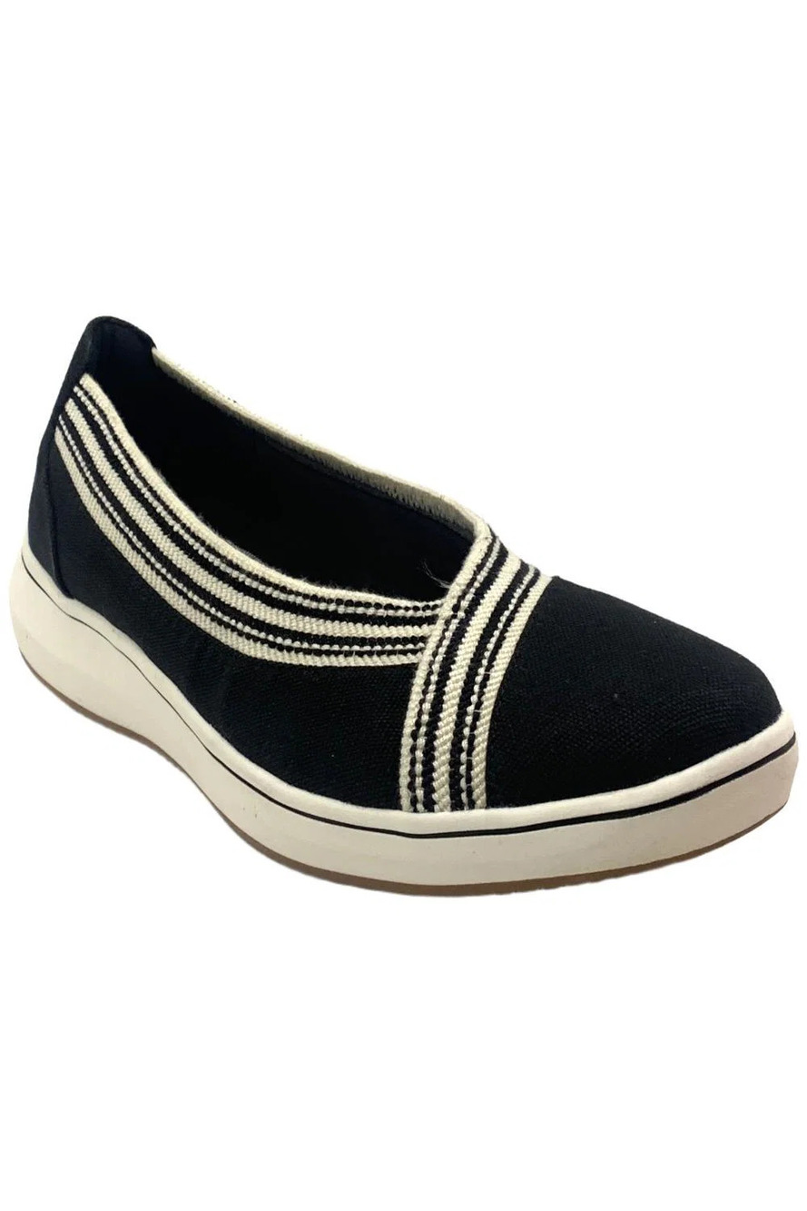 Clarks Women's BreezeSky Air Flats Black - Medium